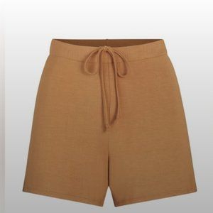3XL SKIMS SLEEP SHORT CAMEL